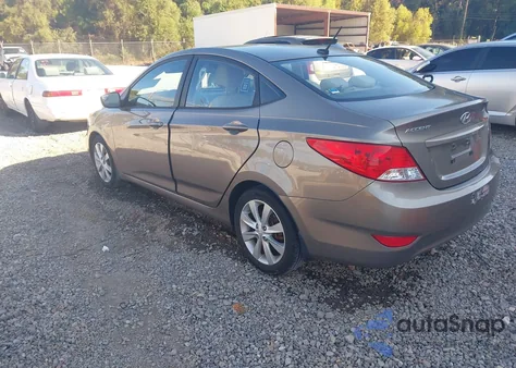 2014 Hyundai Accent Gls z USA, uszkodzony, nr VIN KMHCU4AE1EU748772